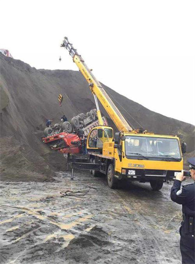 南皮上犹道路救援